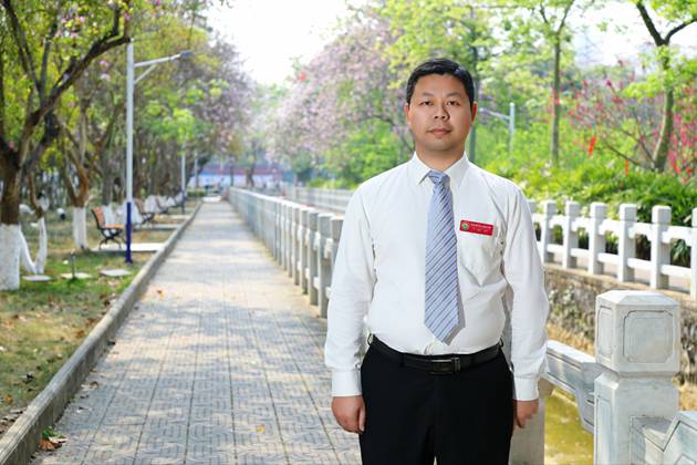 唐宇.jpg