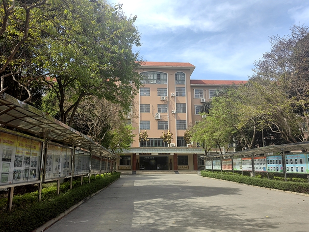 教学楼_副本.jpg