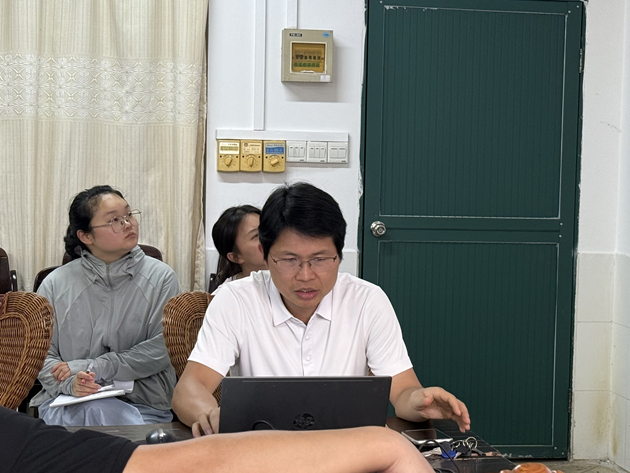 年级副组长李勇志老师.JPG